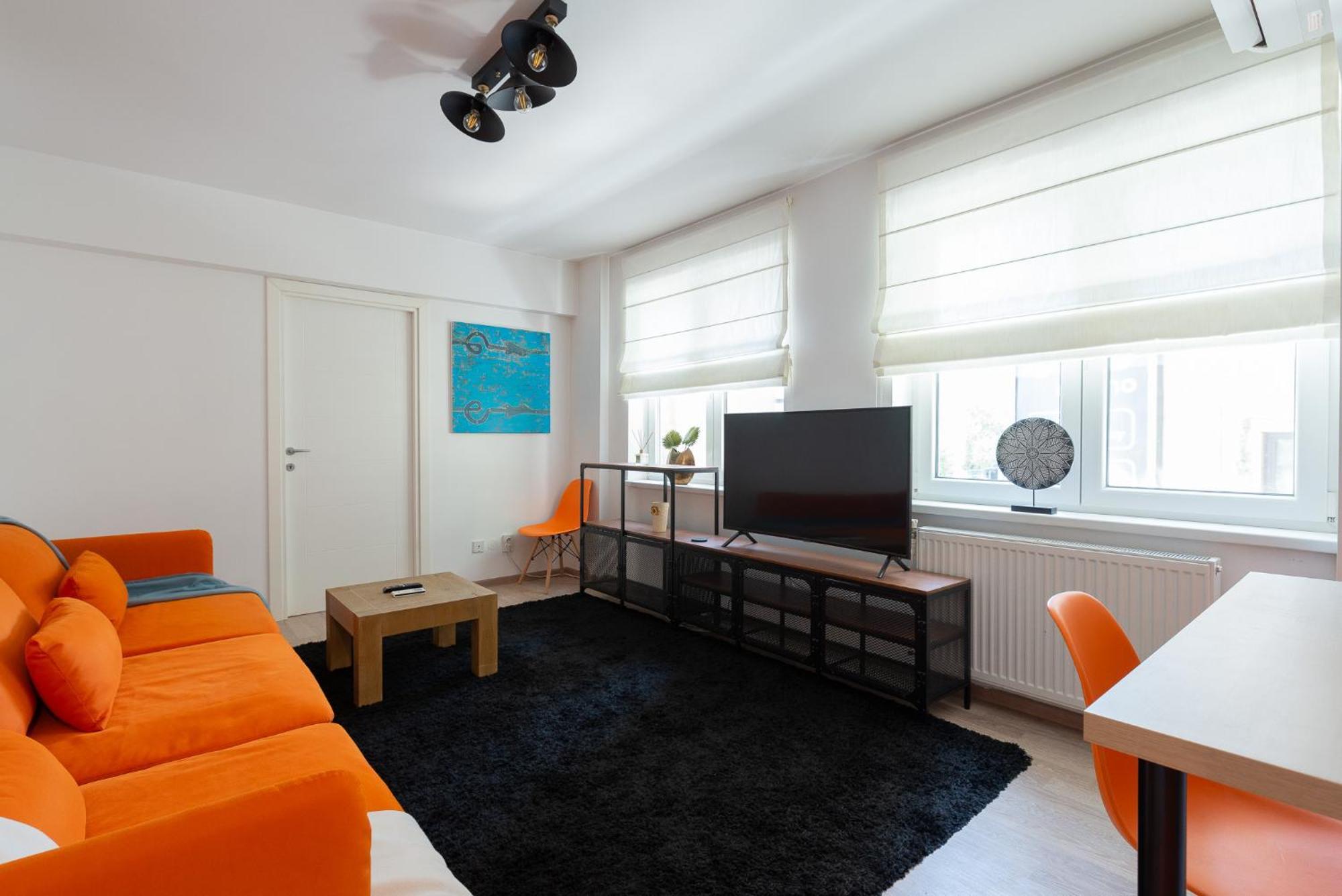City Center-Cozy One Bedroom Apartment Bucureşti Ngoại thất bức ảnh
